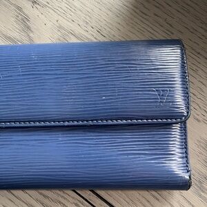 Louis Vuitton Leather Trifold Wallet